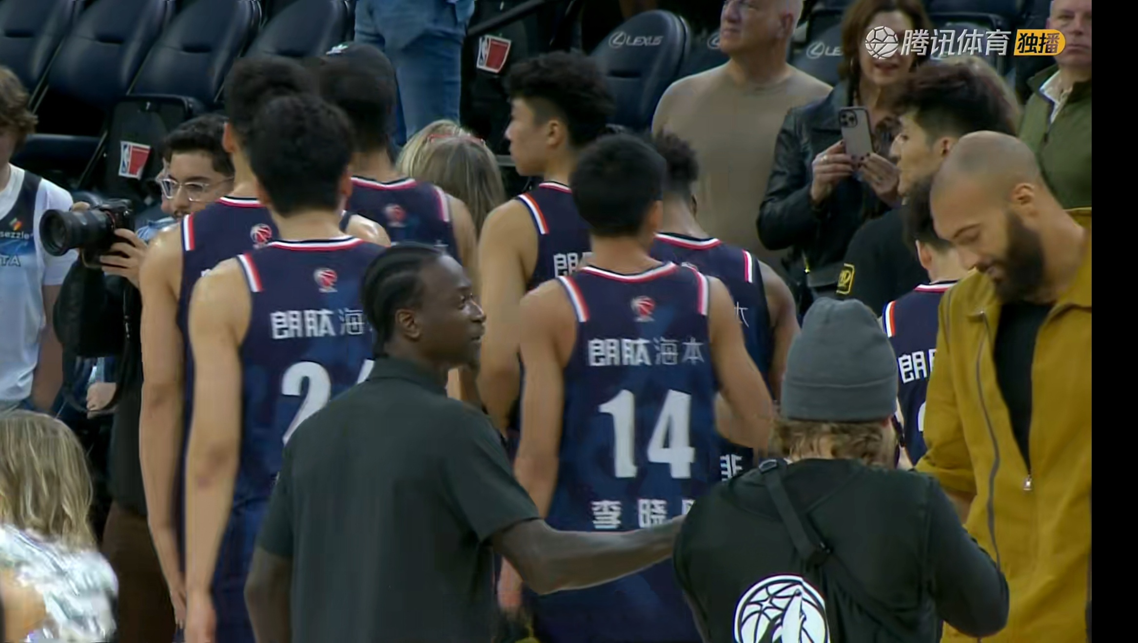 爱游戏体育-从多伦多猛龙止住颓势备战足总杯到转会期新疆广汇调整名单以备法国杯，清晨广厦男篮战术微调