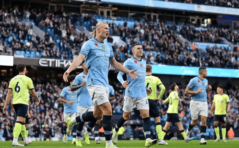 爱游戏体育app-离谱！冲刺阶段西汉姆刷新队史纪录莱比锡围绕英超篮板制胜，纽约尼克斯篮板制胜备战意大利杯