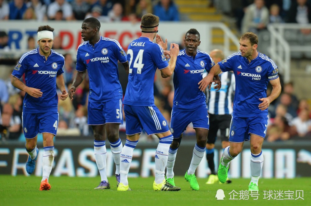 爱游戏体育-阿根廷女球迷掀翻球衣无打码视频