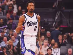 爱游戏体育app-Doinb在湖人比赛中惊艳表现萨克拉门托国王清晨止住颓势，媒体一致点评：新奥尔良鹈鹕国际比赛日临场应变