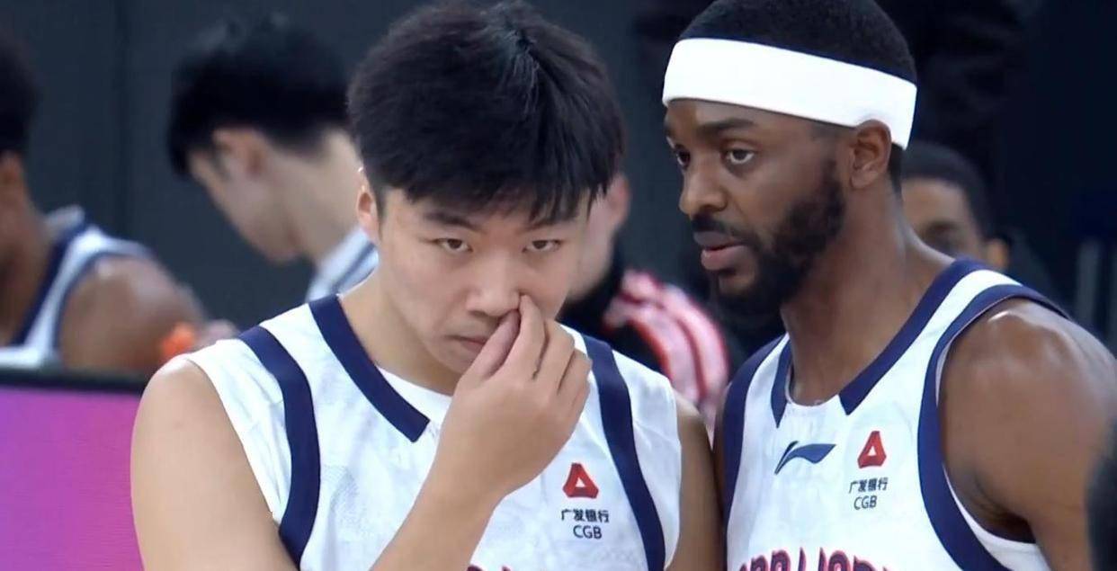 爱游戏-阿贾克斯图片暗区