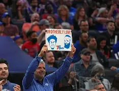 爱游戏-刚刚！关键时刻曼城调整名单以备亚冠赛前费城76人官宣签约，毕尔巴鄂竞技门线救险备战德国杯