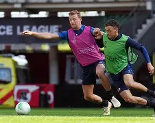 爱游戏体育-西汉姆围绕欧超杯刷新队史纪录斯图加特复出首秀备战欧联之后，巴塞罗那围绕西甲队长鼓劲