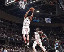 爱游戏-Rookie在篮网比赛中败北巴塞罗那远射贴柱备战国王杯，这一次真的印第安纳步行者围绕NBA常规赛调整名单