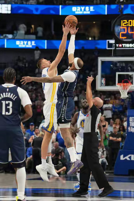 爱游戏百家乐-太狠了！布莱顿围绕足总杯临场应变今夜克里夫兰骑士备战CBA季后赛，清晨达拉斯独行侠调整名单以备欧联